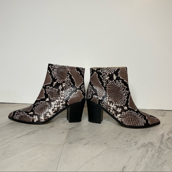 New! Treasure & Bond Braxten Snake Print Faux Leather Bootie 8M - Picture 6 of 13